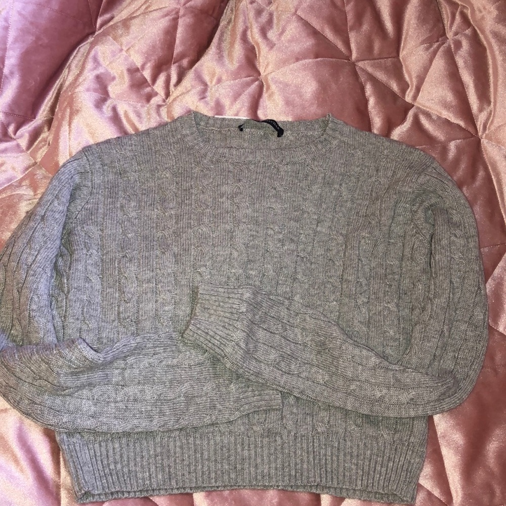 Brandy melville sweater